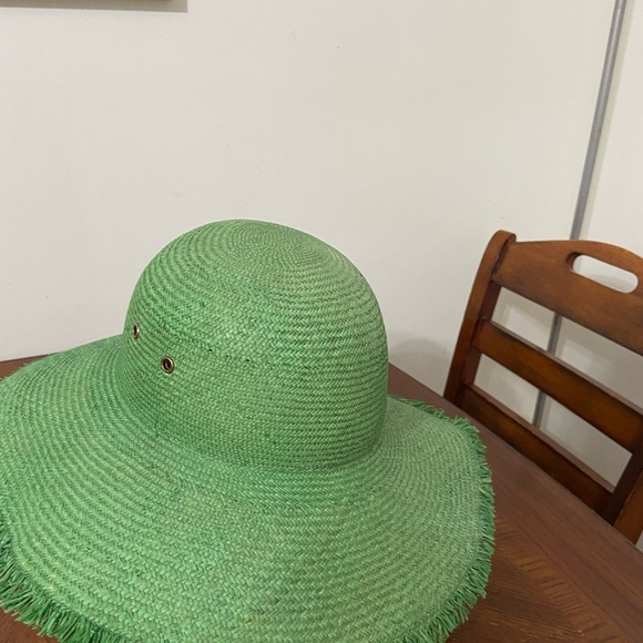 Green summer hat - Picture 5 of 7
